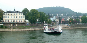 The Rhine ferry at Liz. Photo: www.panoramio.com 